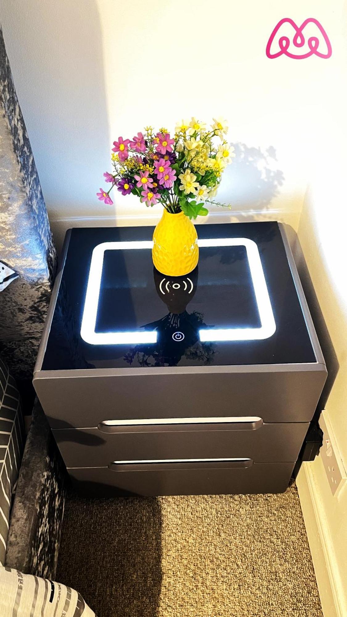 2 Bedrooms Entire Apartment Self Check In Kelty ภายนอก รูปภาพ